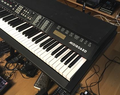Kurzweill-Kurzweil MIDIBoard master keyboard